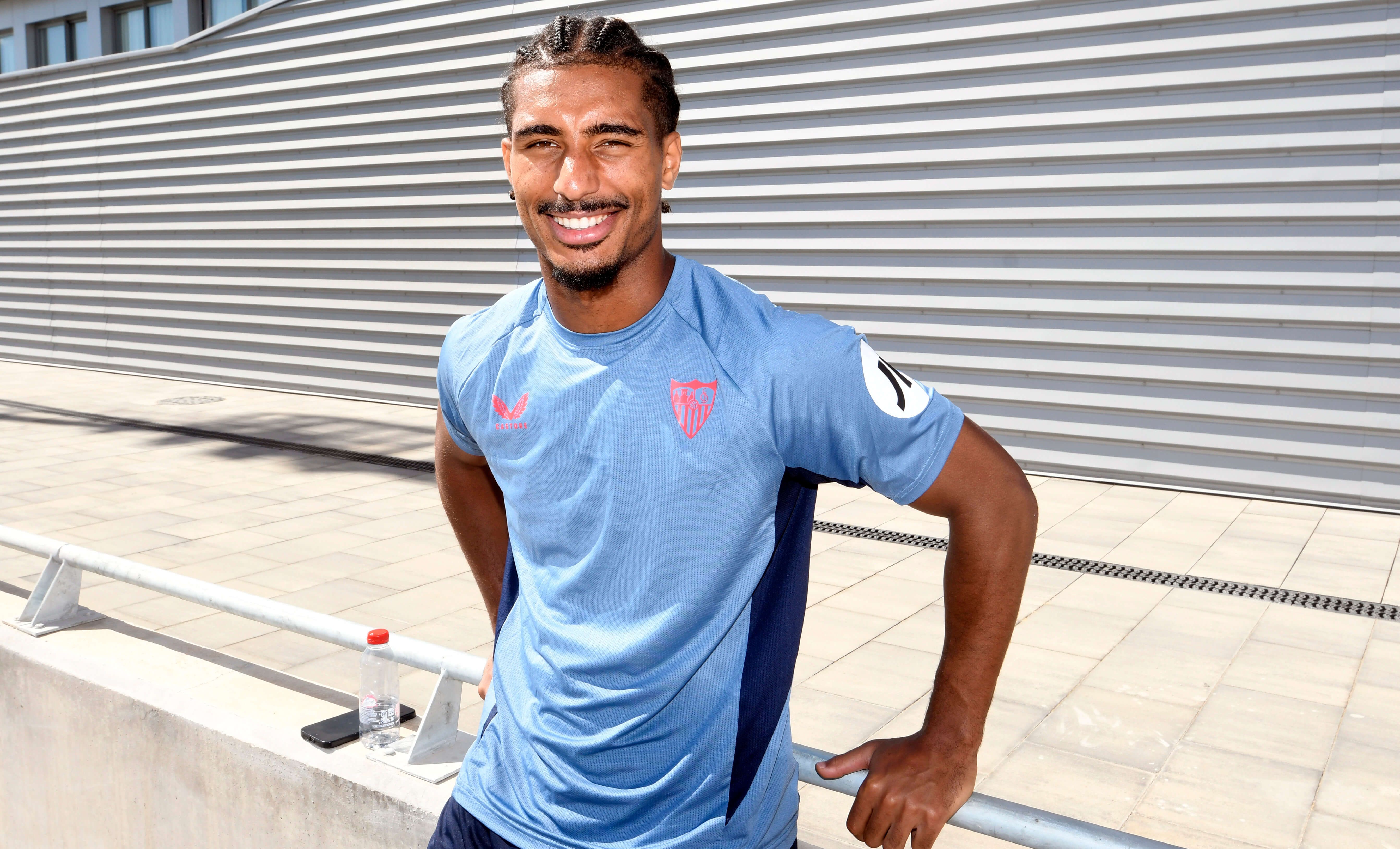  Loïc Badé, en su entrevista con ElDesmarque.