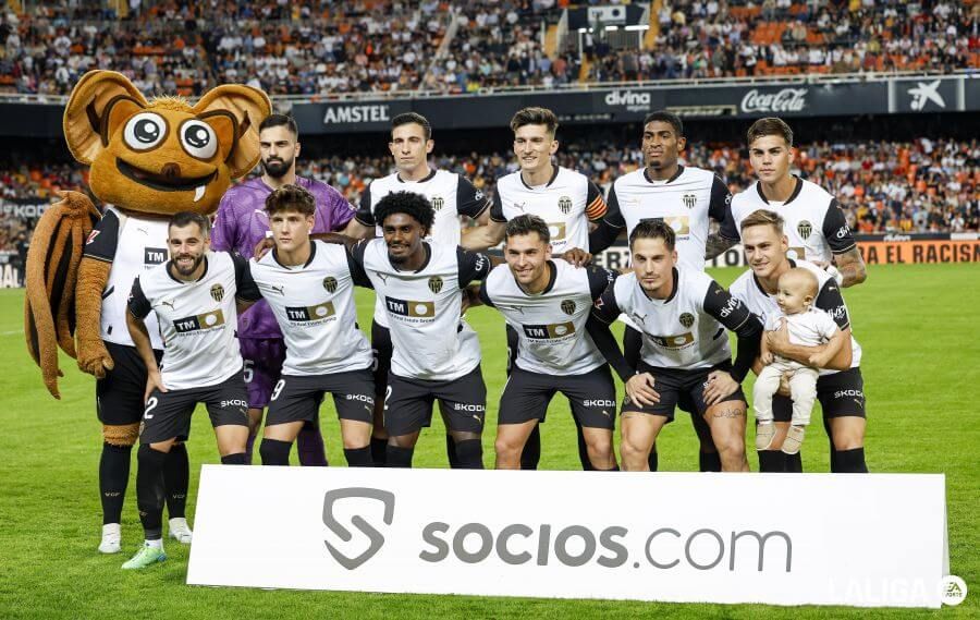 El once titular del Valencia CF ante la UD Las Palmas.