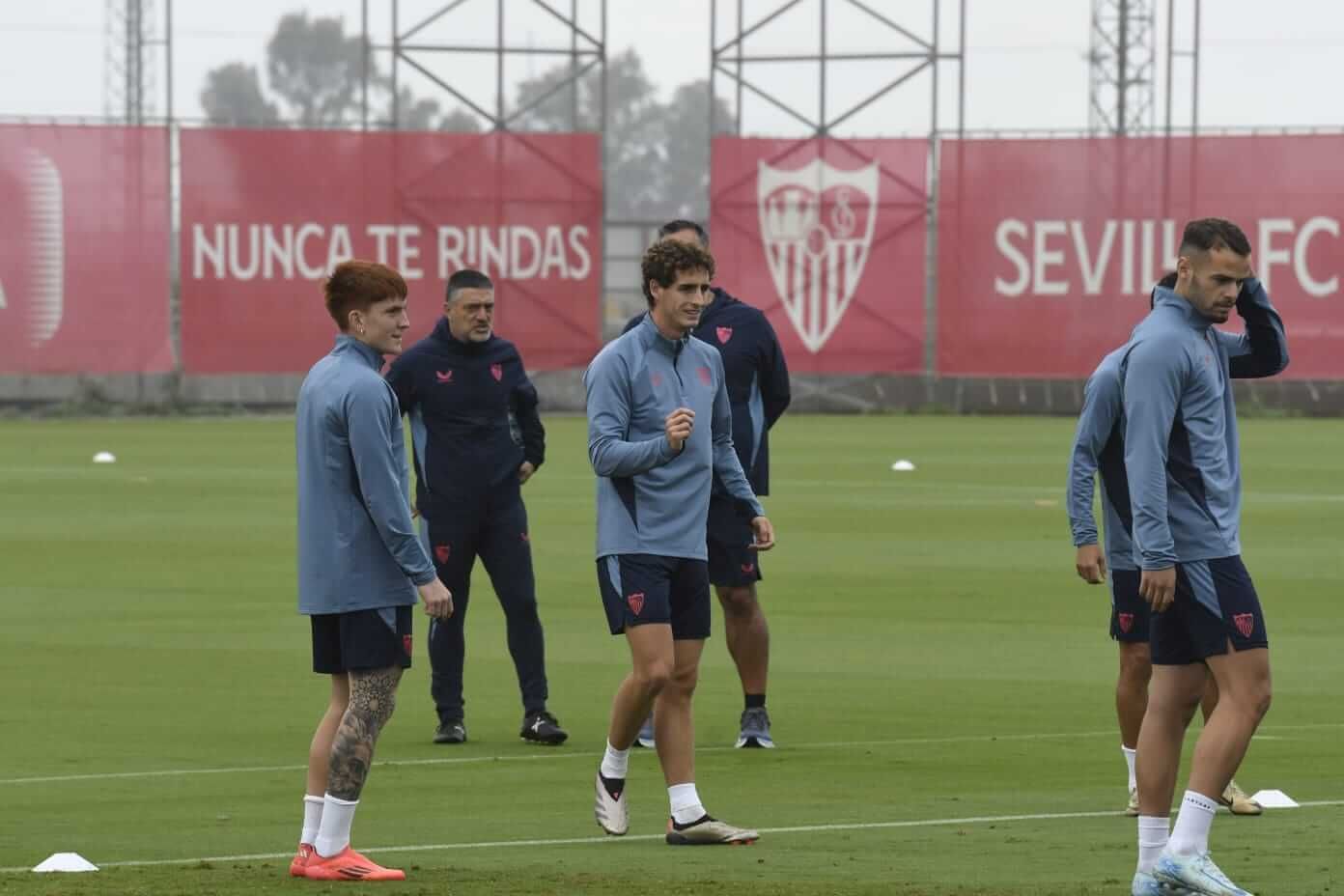  Manu Bueno y García Pimienta, en un entrenamiento.
