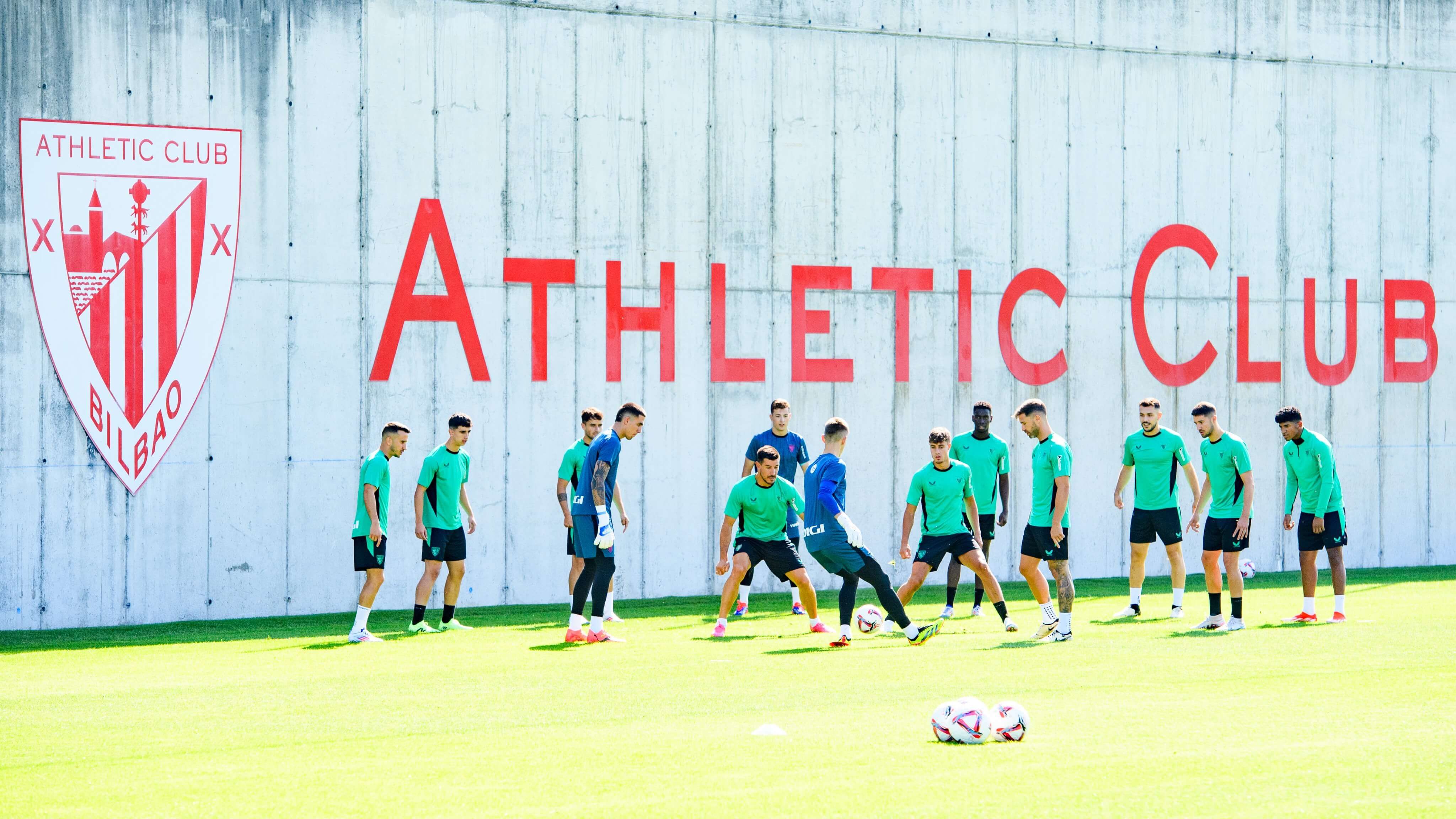  Los leones de Ernesto Valverde se entrenan en Lezama con la ausencia de los internacionales.