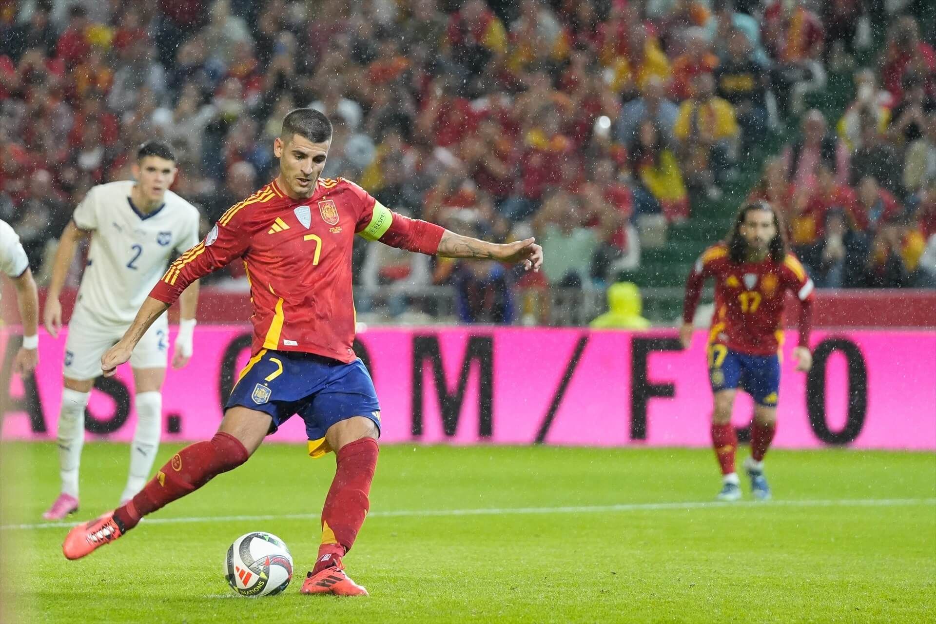  Álvaro Morata falló un penalti frente a Serbia y mantuvo la confianza (foto: Europa Press).