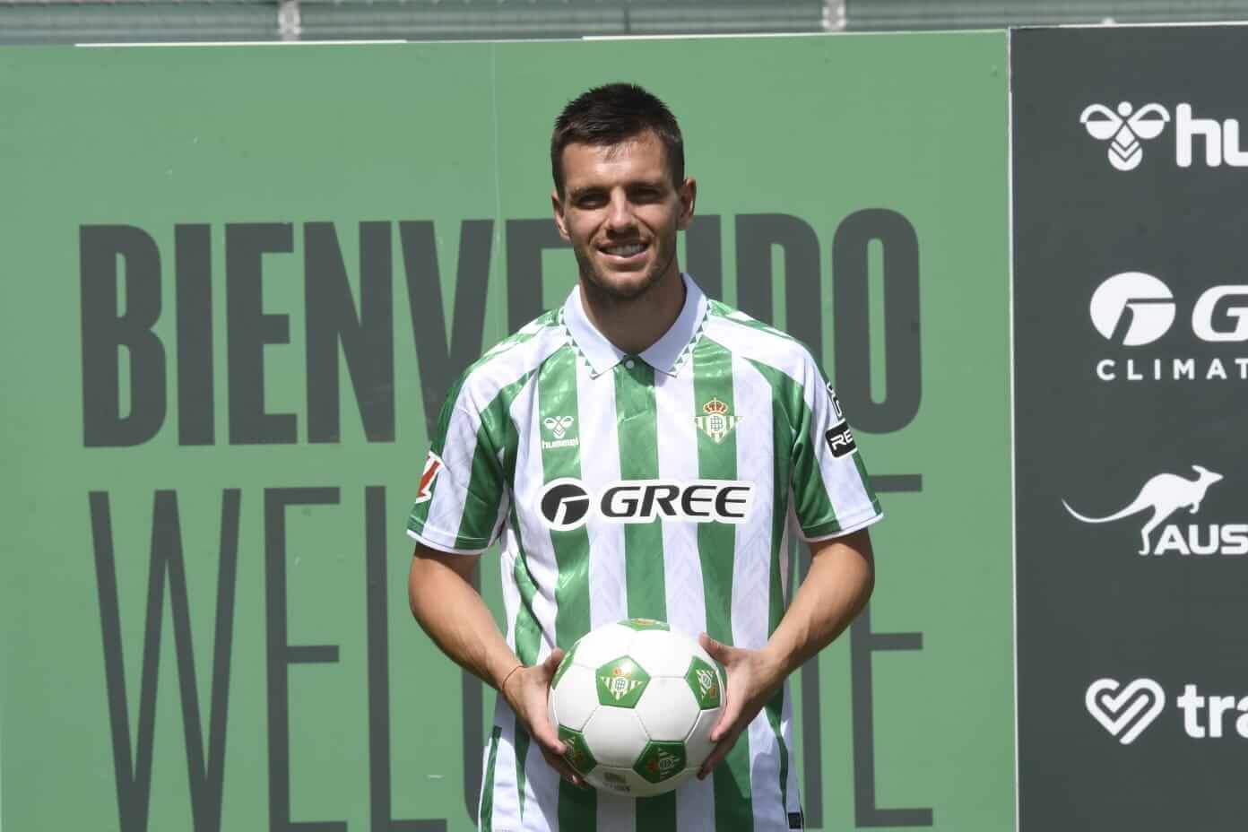  Giovani Lo Celso durante su presentación (foto: Kiko Hurtado).