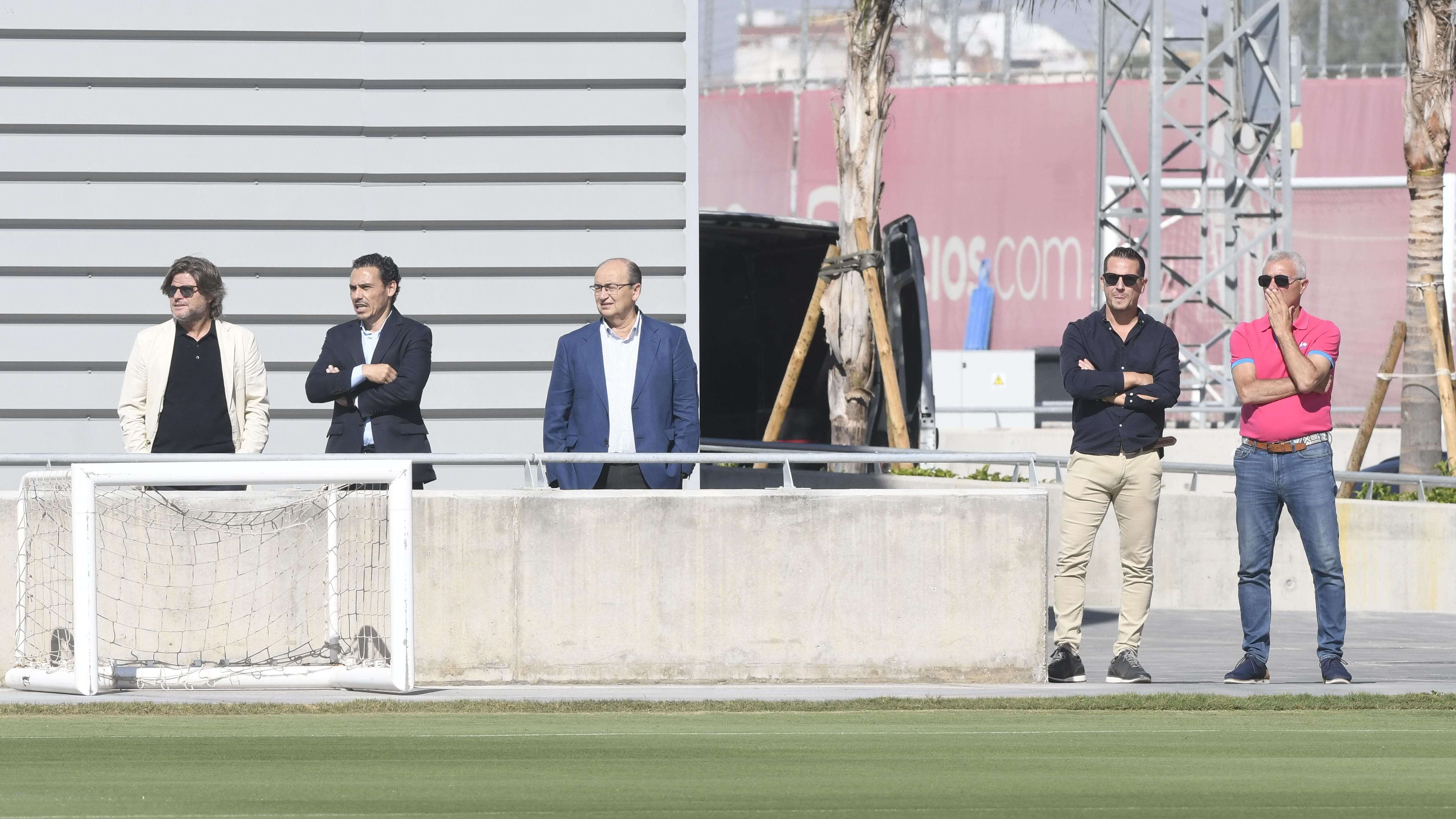  Del Nido Carrasco y Castro, junto a Agustín López y Pablo Blanco en la sesión (Foto: Kiko Hurtad