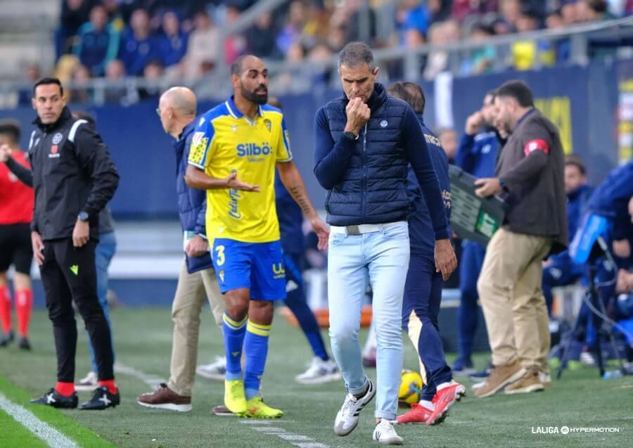  Fali y Gaizka Garitano, en el Cádiz-Albacete.