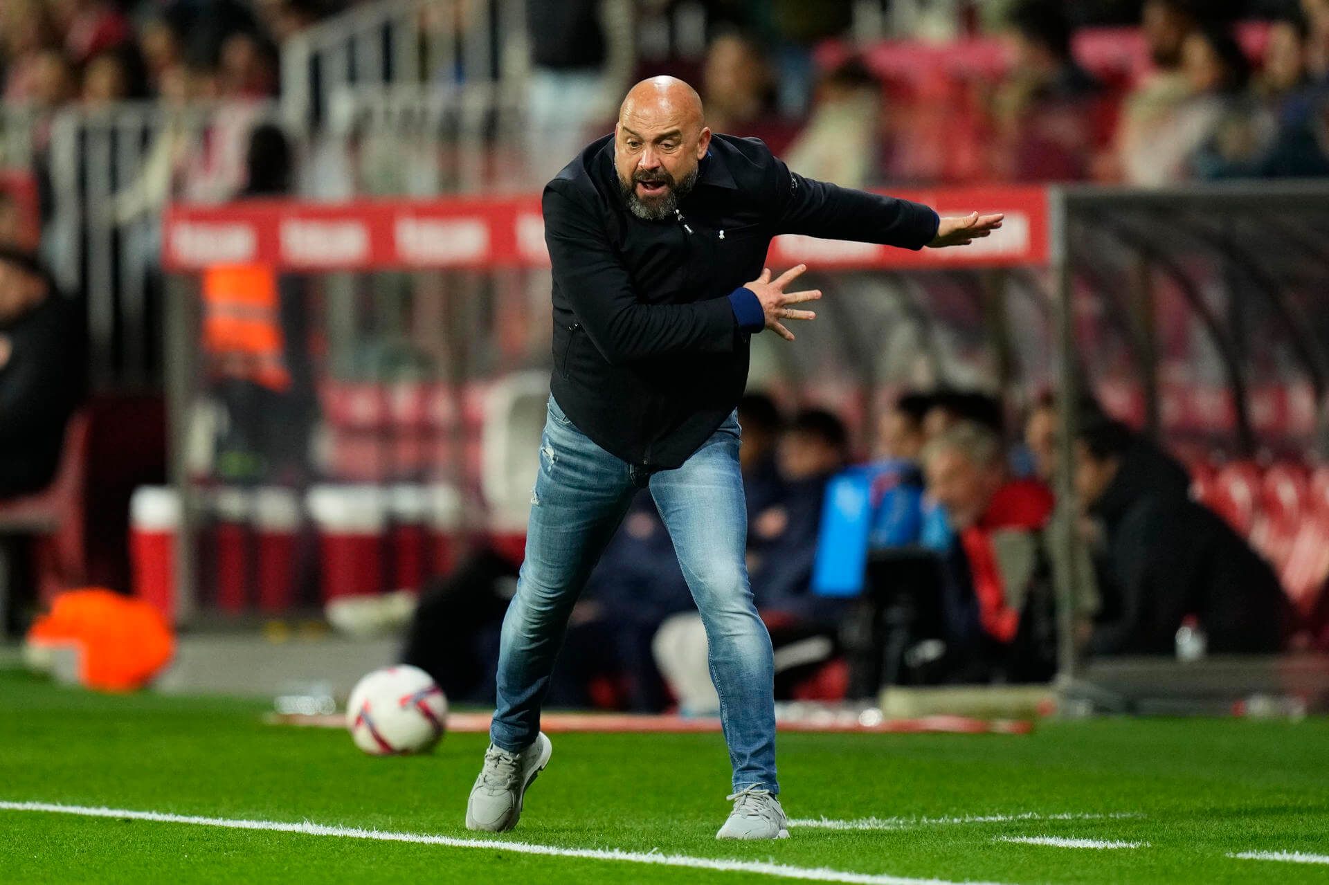 Manolo González, cabreado durante el Girona-Espanyol.