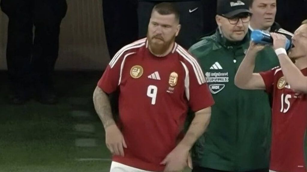 Martin Ádám, delantero de la Selección de Hungría (Redes Sociales)