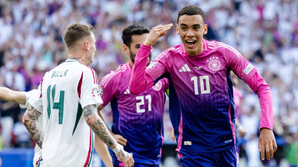 Jamal Musiala celebra el gol que ponía por delante a Alemania sobre Hungría (foto: Cordon Press).