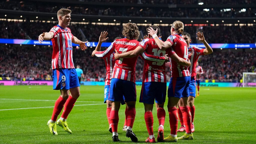 Los jugadores del Atlético de Madrid celebran un gol en Champions