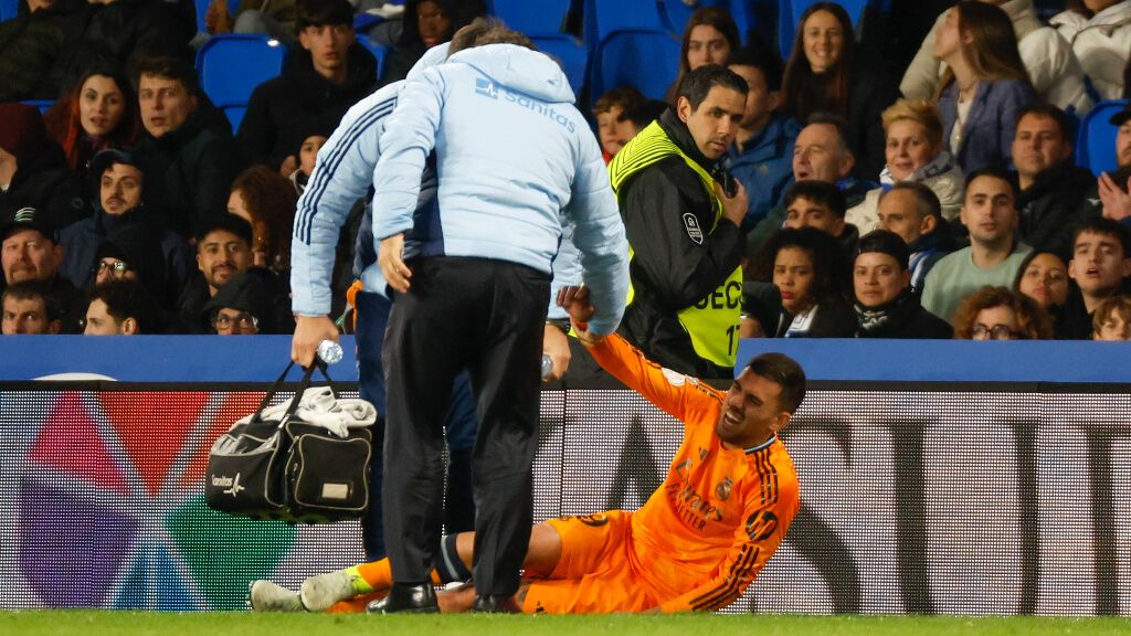  Dani Ceballos, lesionado en el Reale Arena.