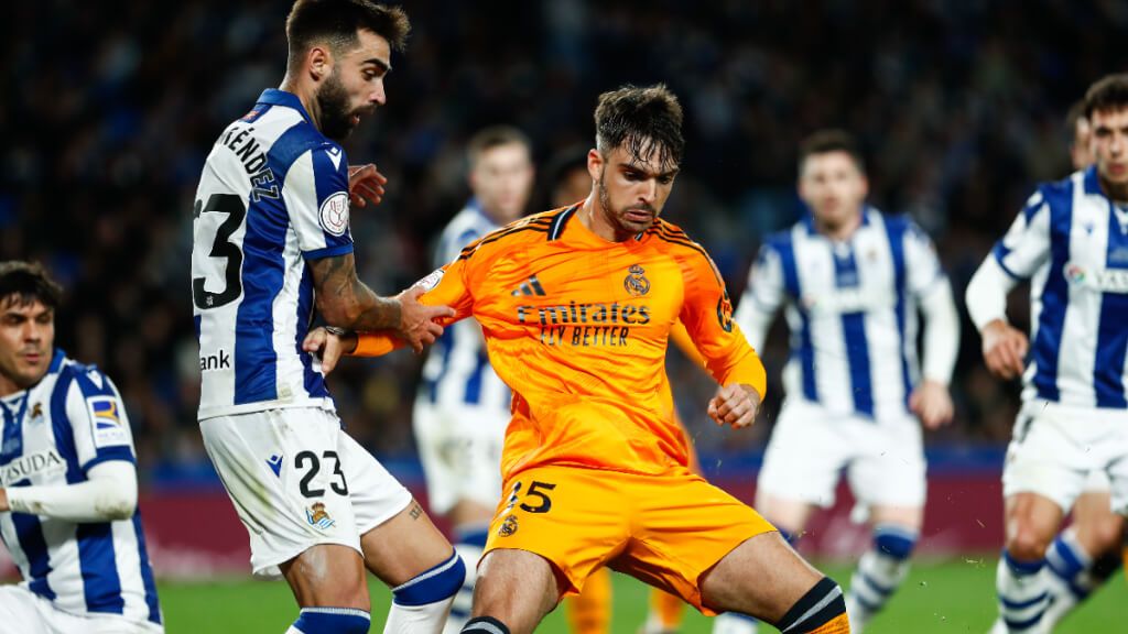  Raúl Asencio ante la Real Sociedad (Europa Press)