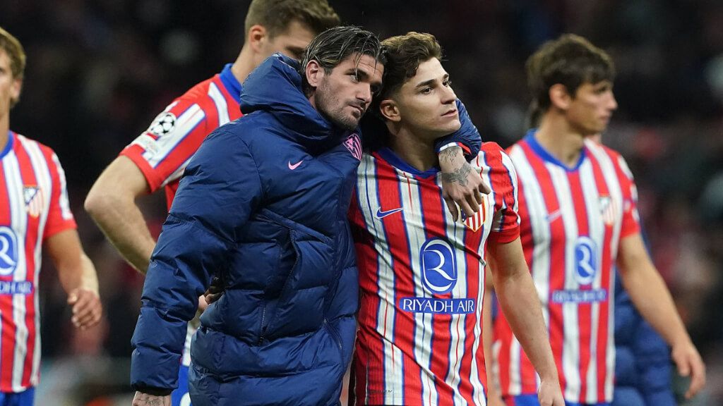  Julián Álvarez tras el penalti anulado (Cordon Press)