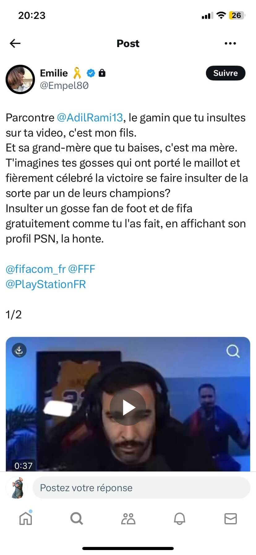 Captura de una madre respondiendo a Adil Rami.