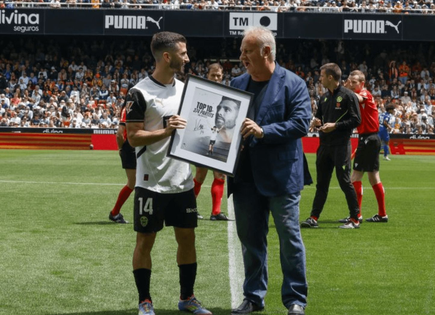 Gayà recibe un homenaje de Arroyo