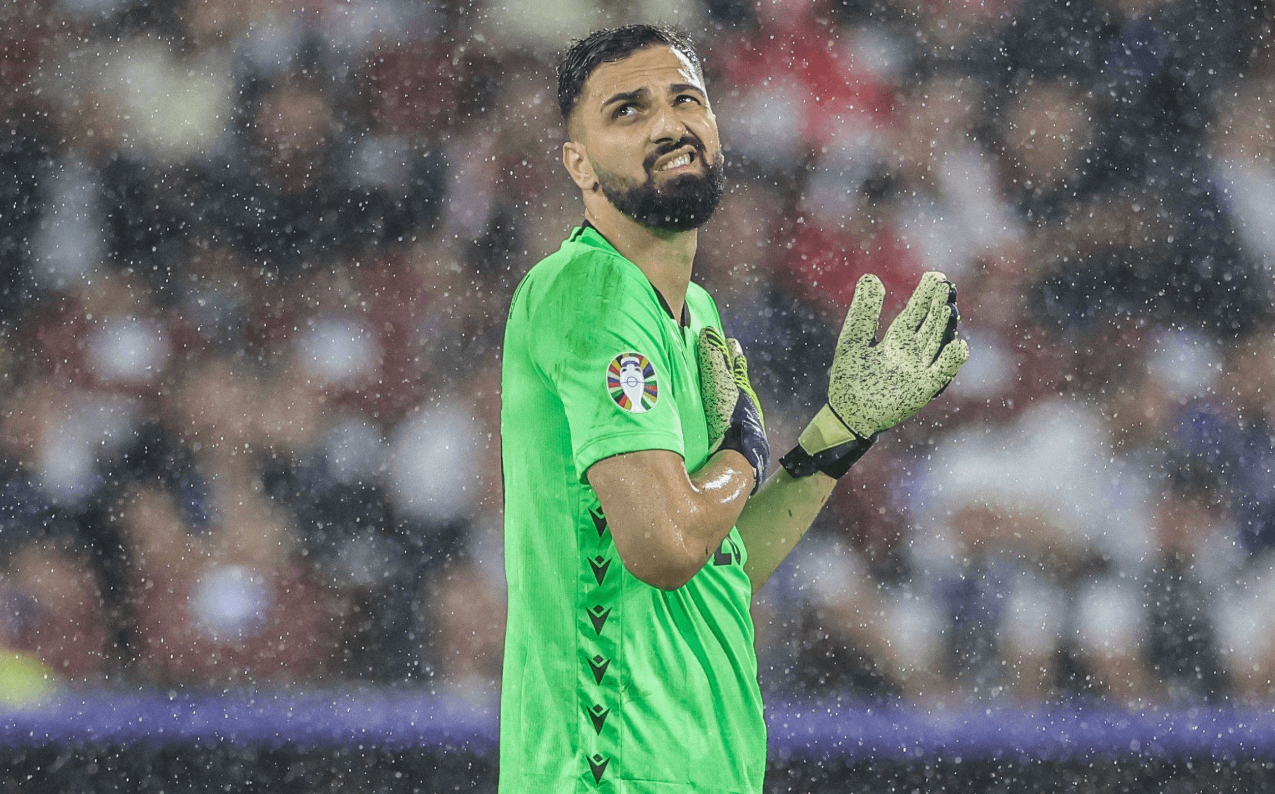 Giorgi Mamardashvili, ante España.