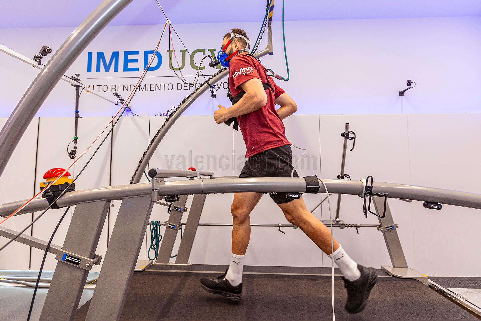 Giorgi Mamardashvili pasa las pruebas médicas.