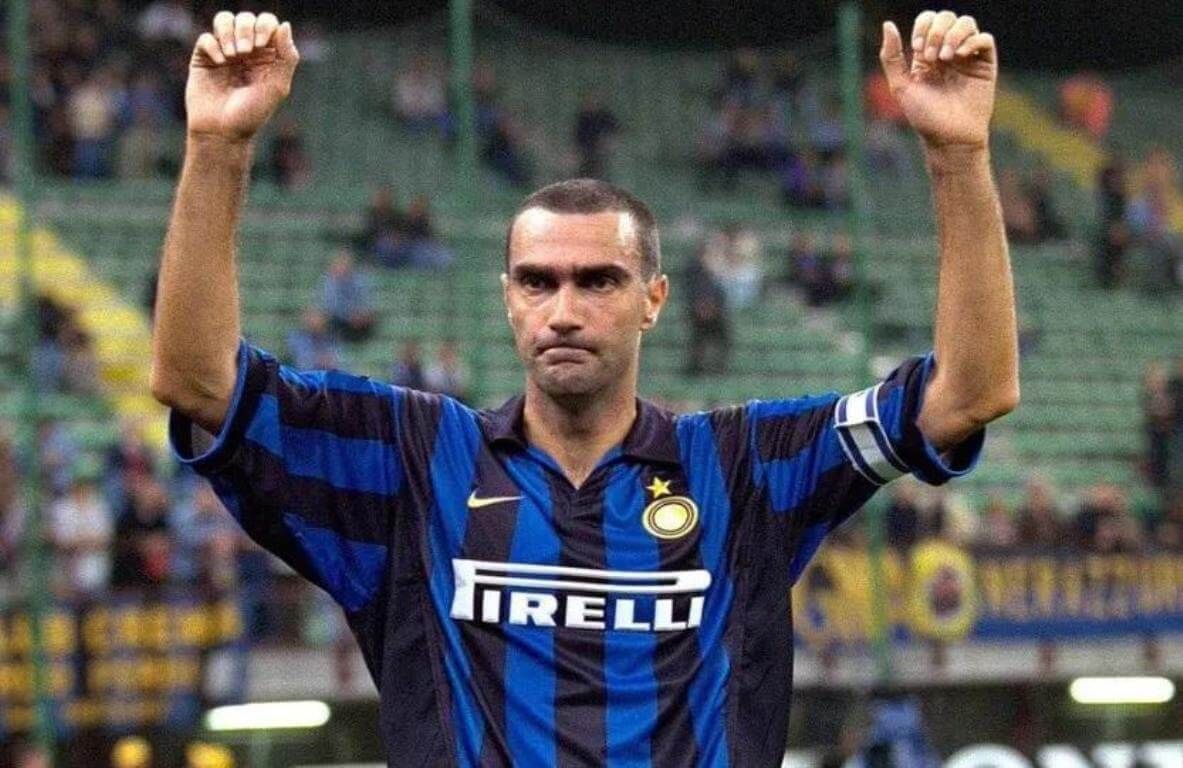  El mítico defensa italiano Giuseppe Bergomi, una leyenda del Inter de Milán, estará en San Mamés viendo el Athletic Club - Real Madrid en diciembre.