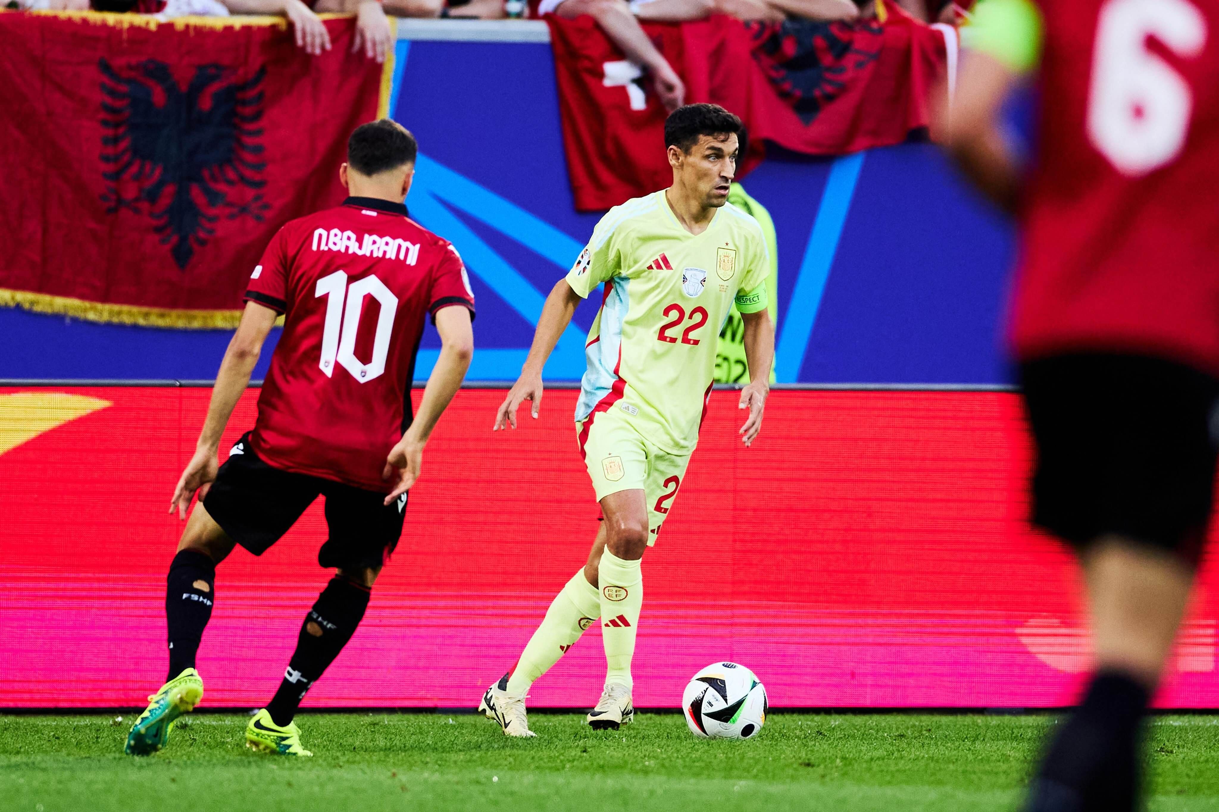  Jesús Navas, ante Albania.