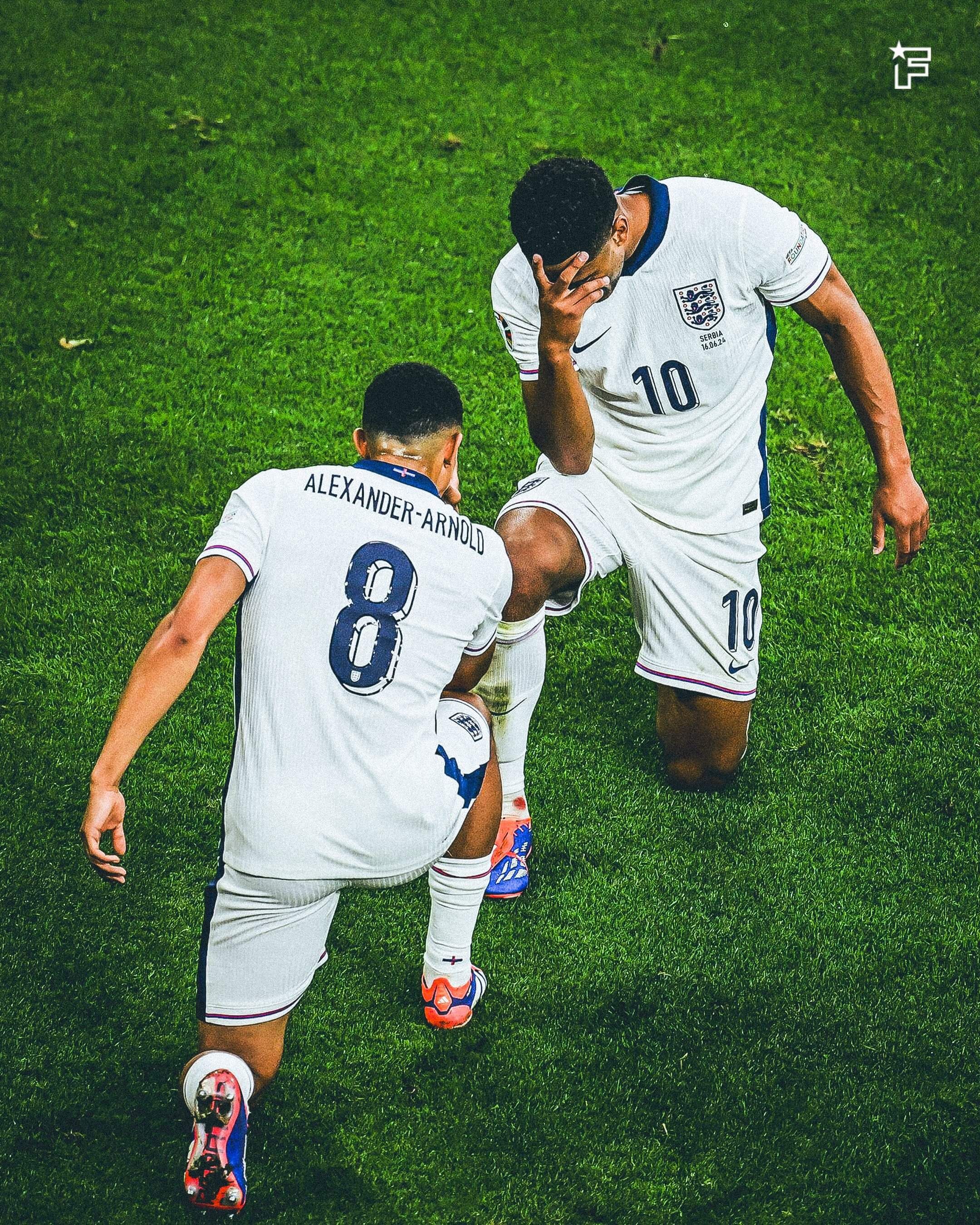  Jude Bellingham celebra con Alexander-Arnold su gol en la Eurocopa (@FootMercato)