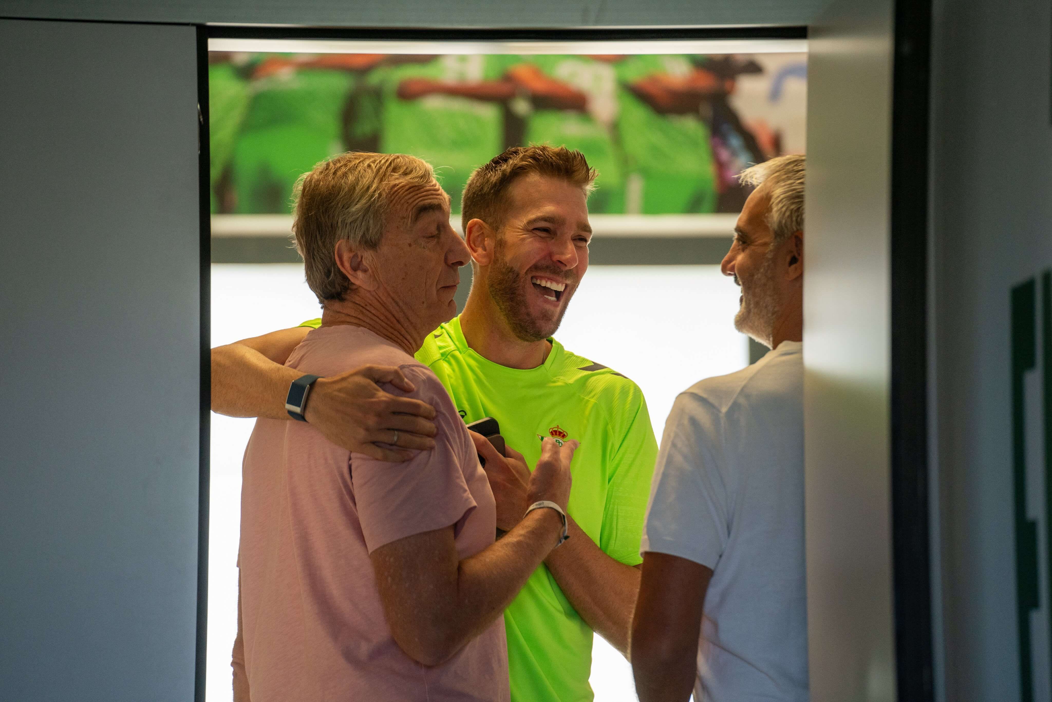  Adrián San Miguel, en los reconocimientos