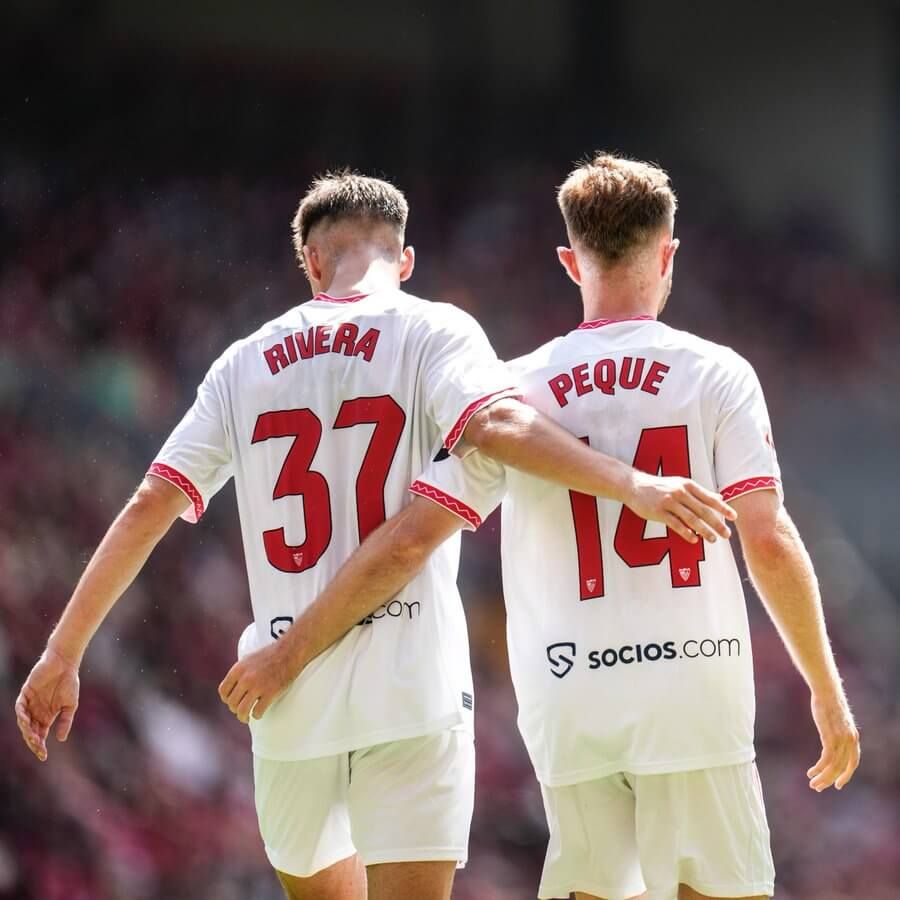  Rivera y Peque durante el partido (foto: SFC).