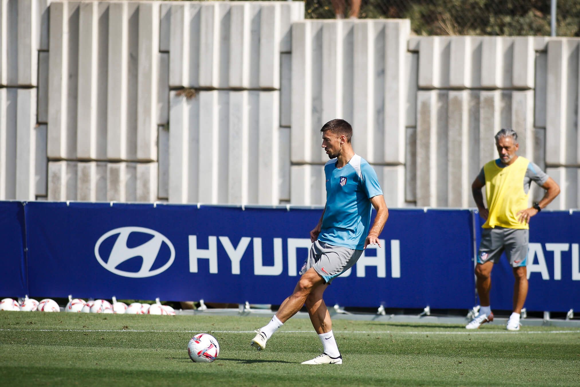  Lenglet, entrenando con el Atlético.