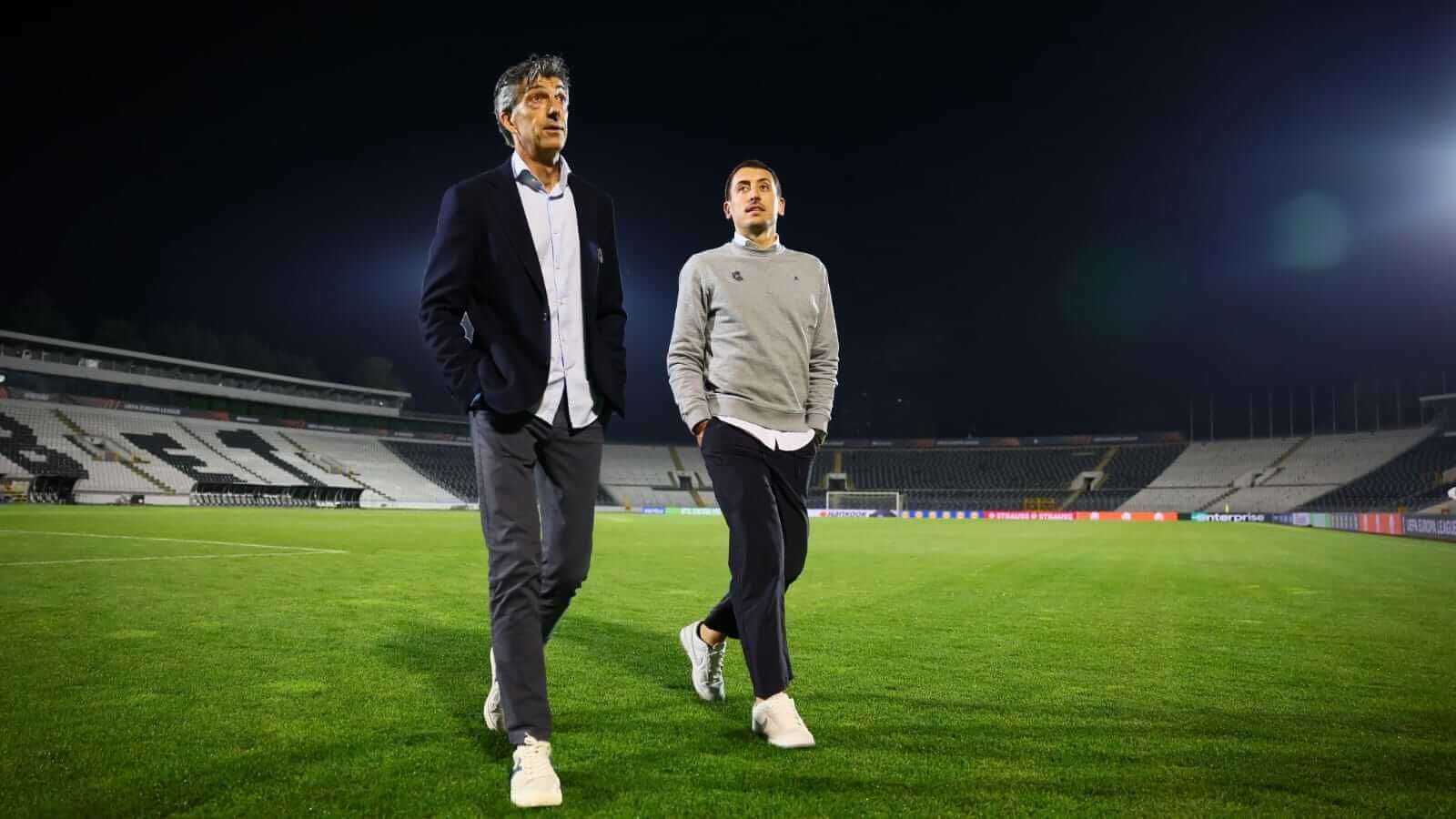 Imanol Alguacil y Mikel Oyarzabal, antes de un partido de la Real.