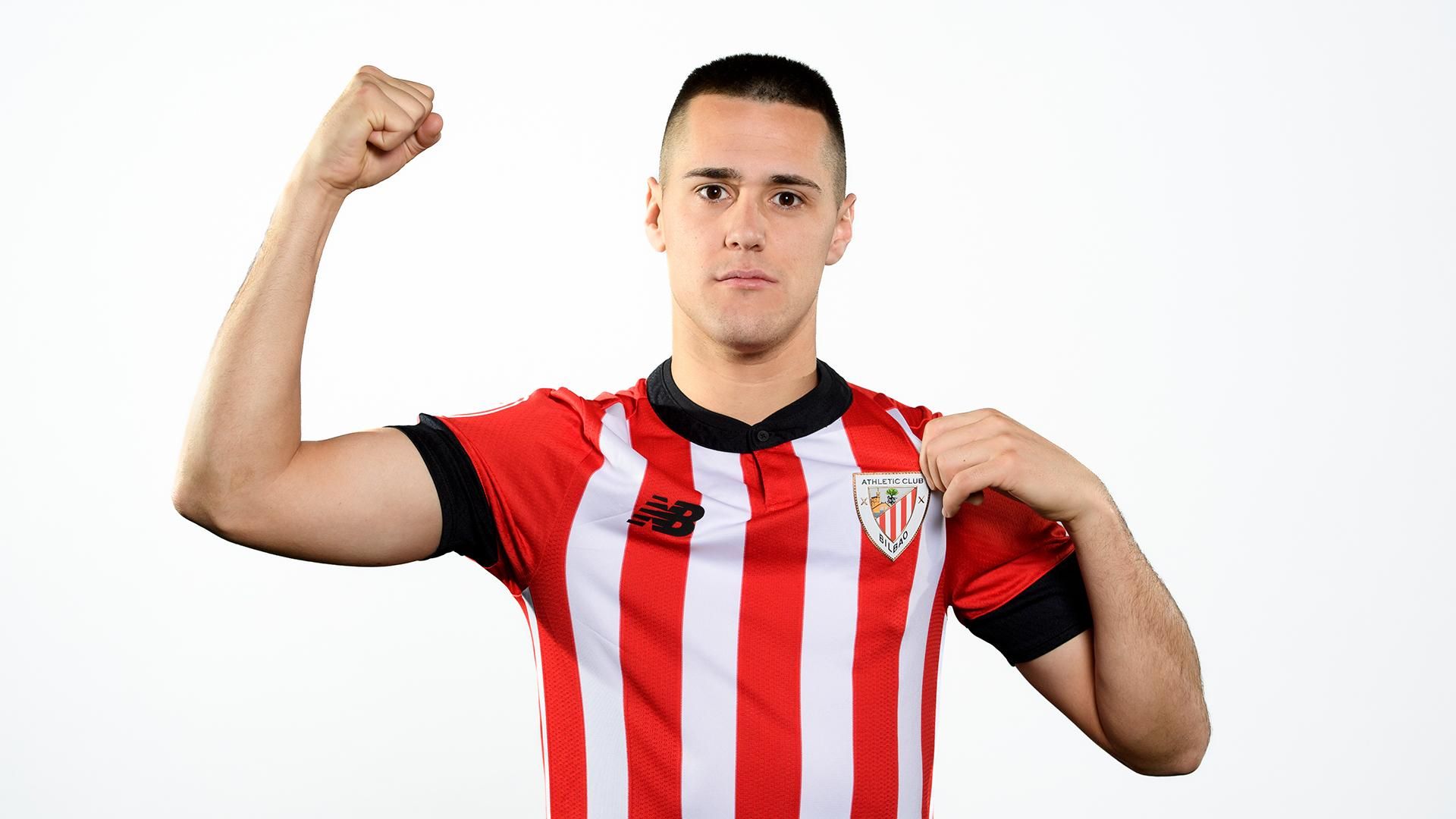  El delantero del Eibar Urko Izeta se incorpora al Bilbao Athletic.