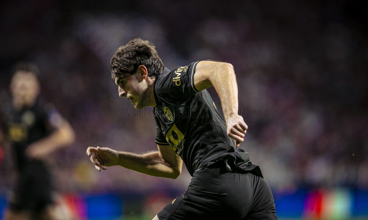  Javi Guerra, ante el Atlético.