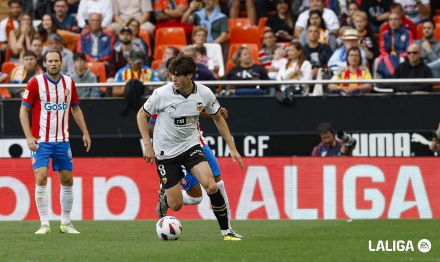 Javi Guerra, ante el Girona FC (Foto: LALIGA).