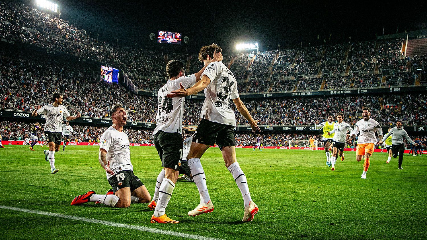  Javi Guerra celebra aquel gol al Real Valladolid