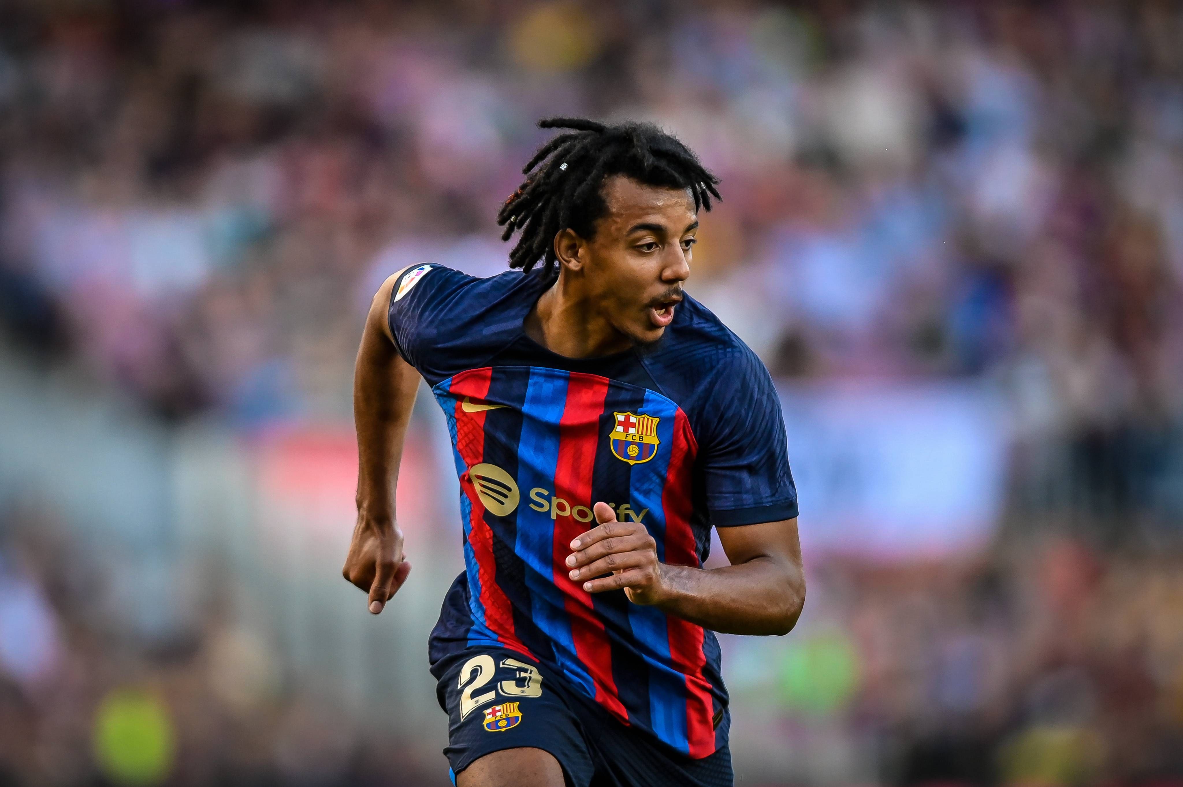  Jules Koundé, en un partido del Barcelona.