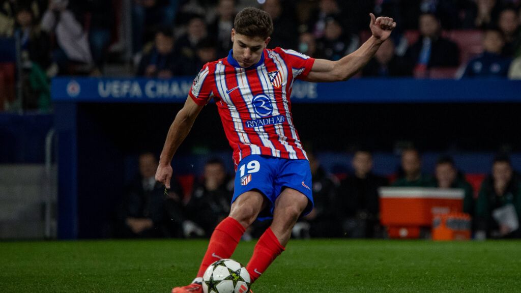  Julián Álvarez y el penalti ante el Real Madrid (Cordon Press)