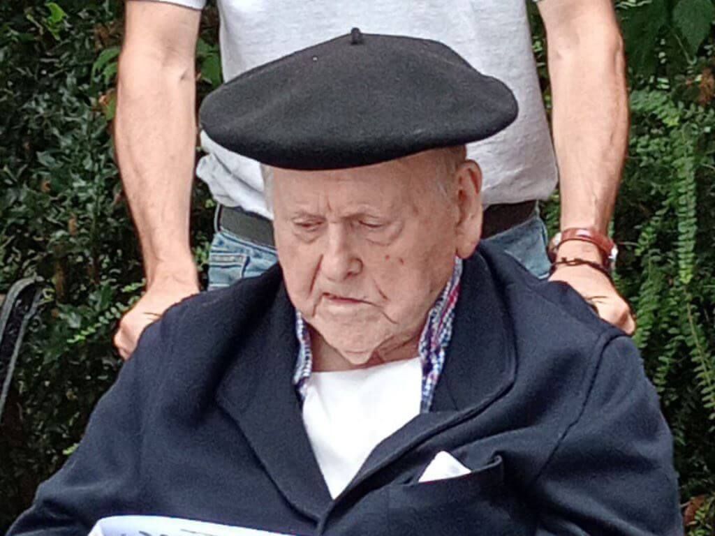 Justo Izagirre, Socio nº3 del Athletic Club, a sus 102 años de vida.