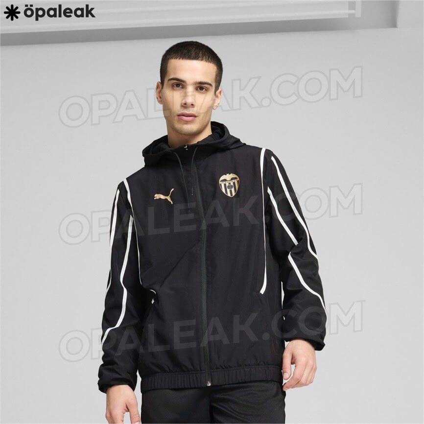  La chaqueta oficial prepartido del Valencia CF.