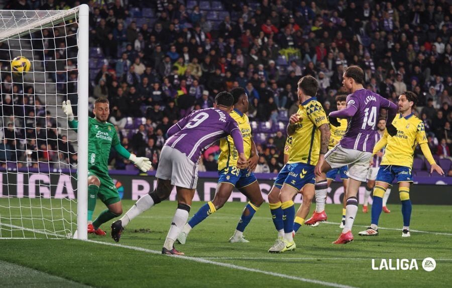  Latasa marca tras la asistencia de Marcos André.