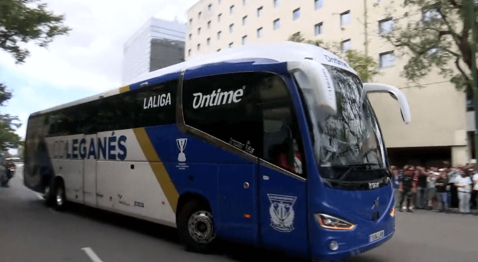 Llegada del Leganés al Sánchez-Pizjuán.