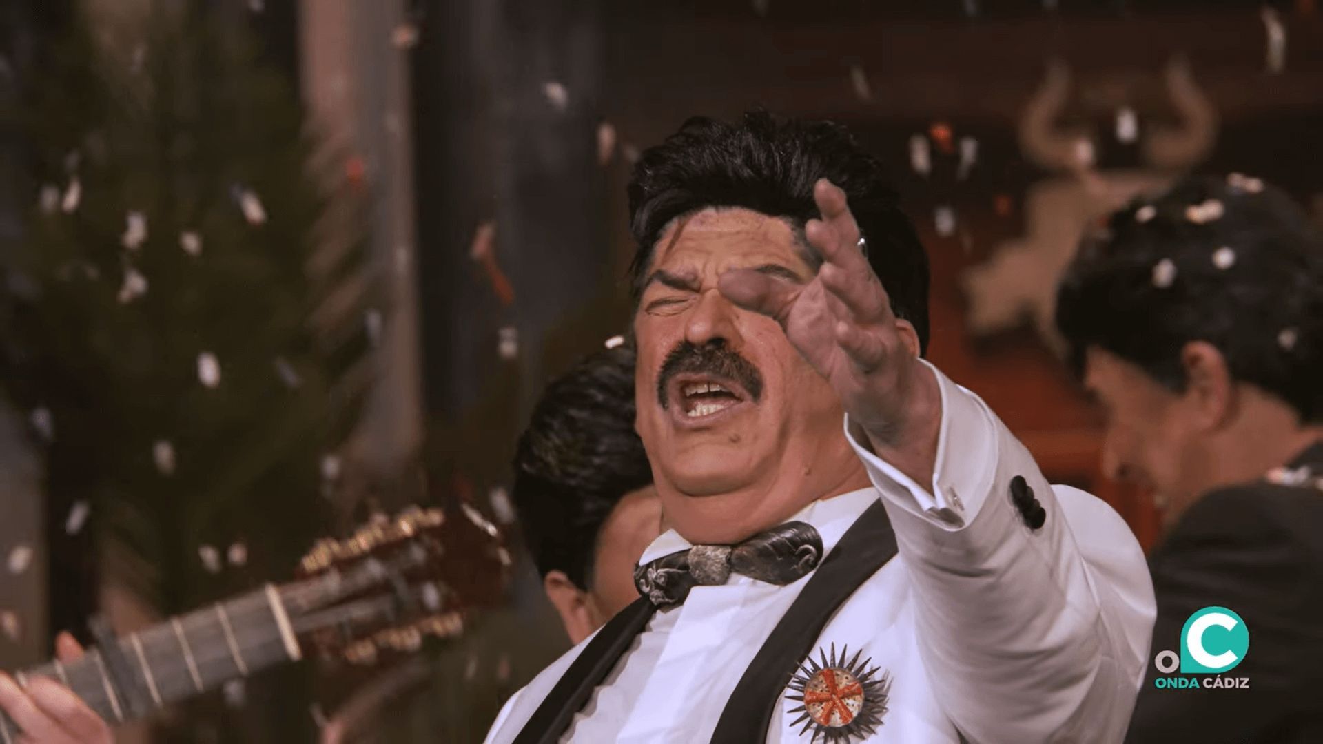  El Yuyu, con los James Bond que da gloria verlos en el COAC 2025.