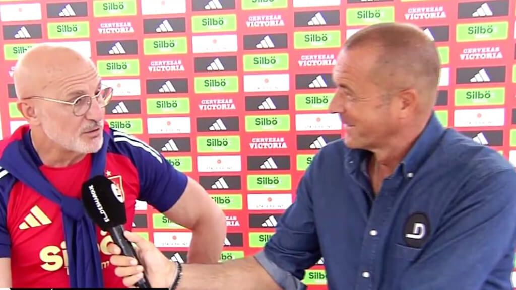  El seleccionador en la entrevista con Manu Carreño para ElDesmarque