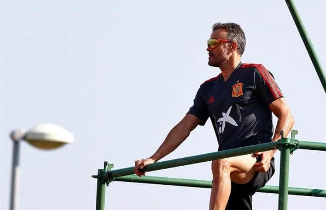  Luis Enrique, con la Selección Española, en un andamio como el que instaló Luis de la Fuente.