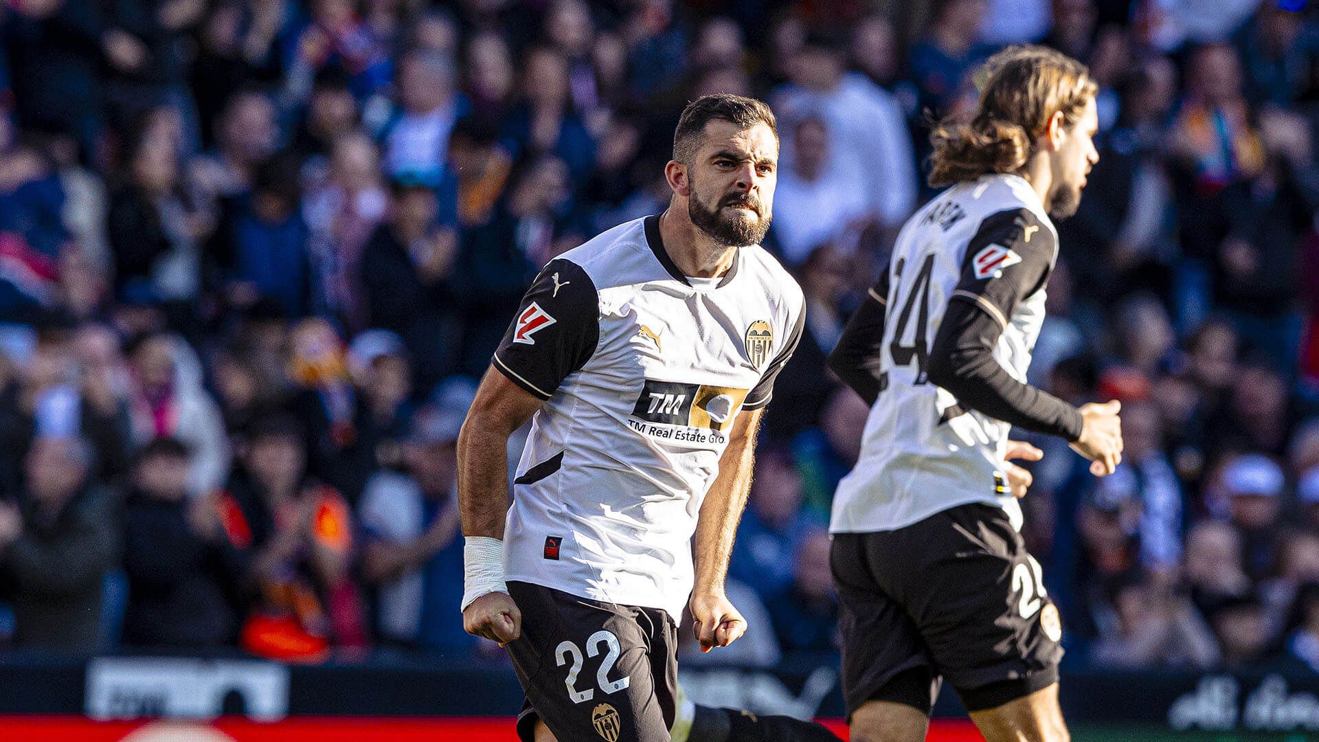  Luis Rioja, ante el Deportivo Alavés.