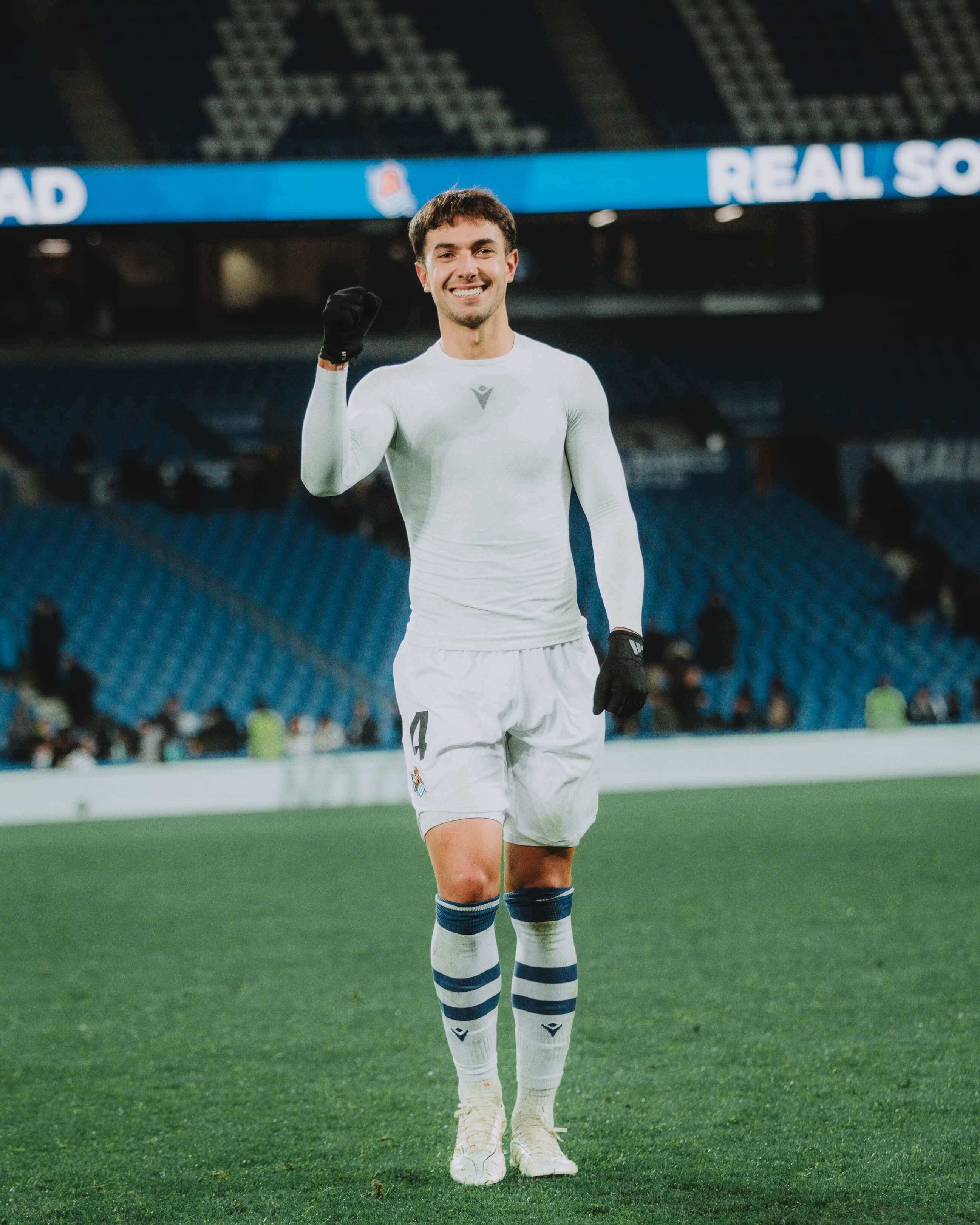  Martin Zubimendi acabó tocado el partido ante el Villarreal.