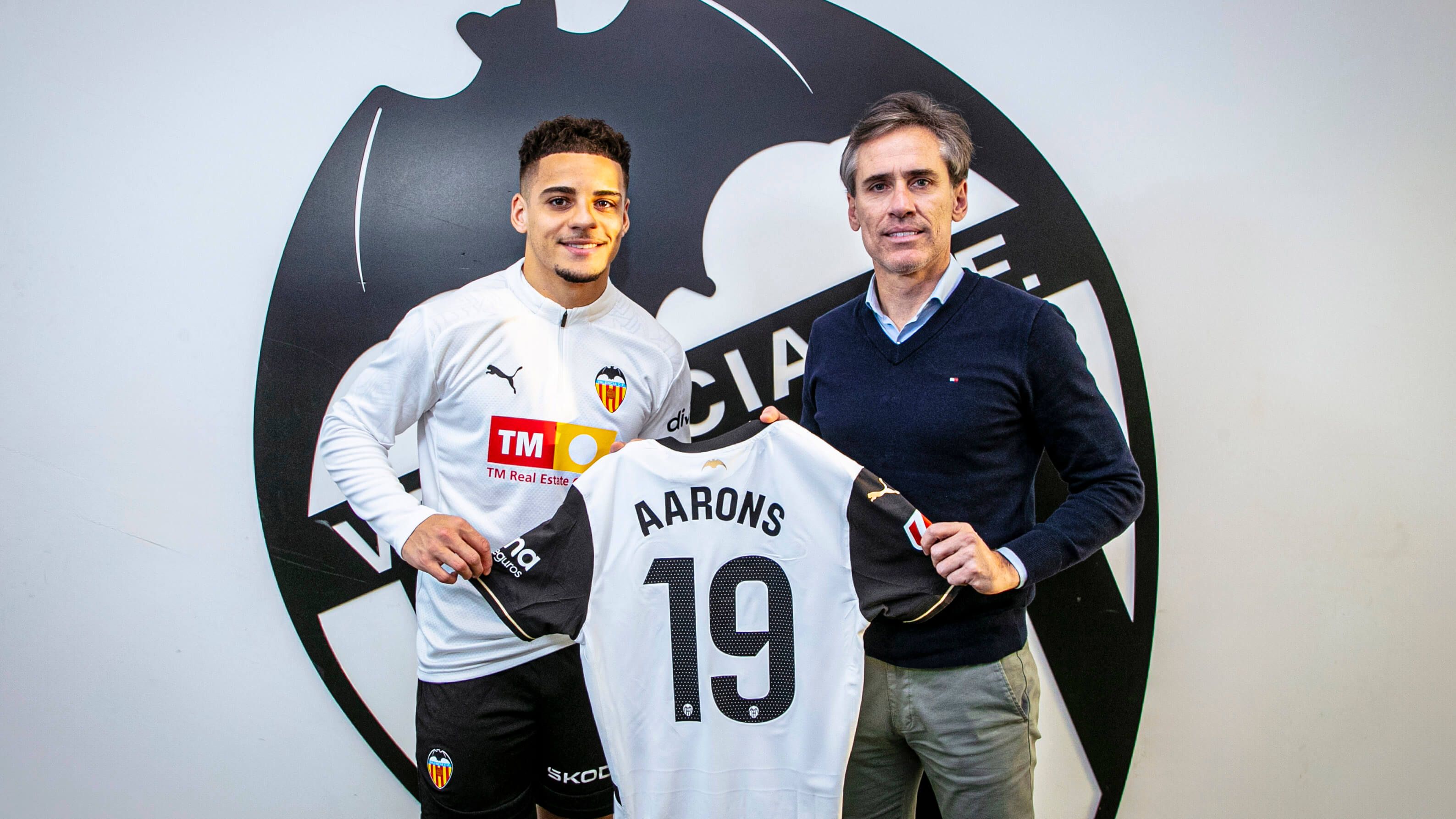 Max Aarons, segundo refuerzo del Valencia CF.