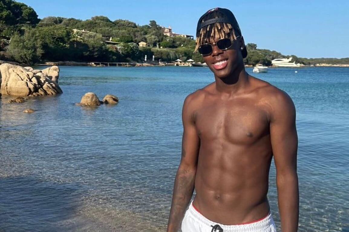  El jugador del Athletic Club Nico Williams, de vacaciones en Italia alejado de los rumores sobre el Barça y su futuro profesional.