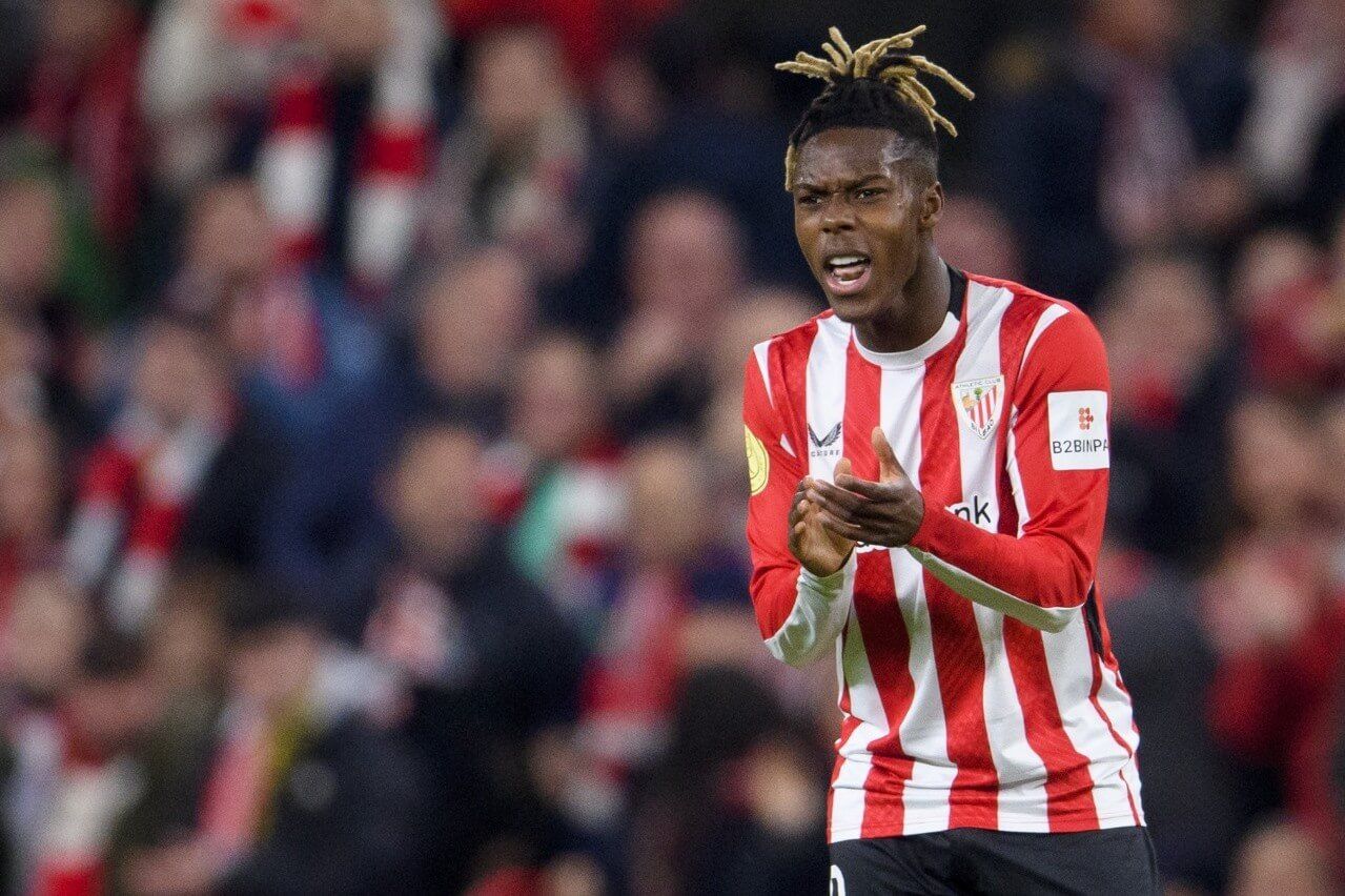  Aplauso de Nico Williams en Copa ante Osasuna en San Mamés.