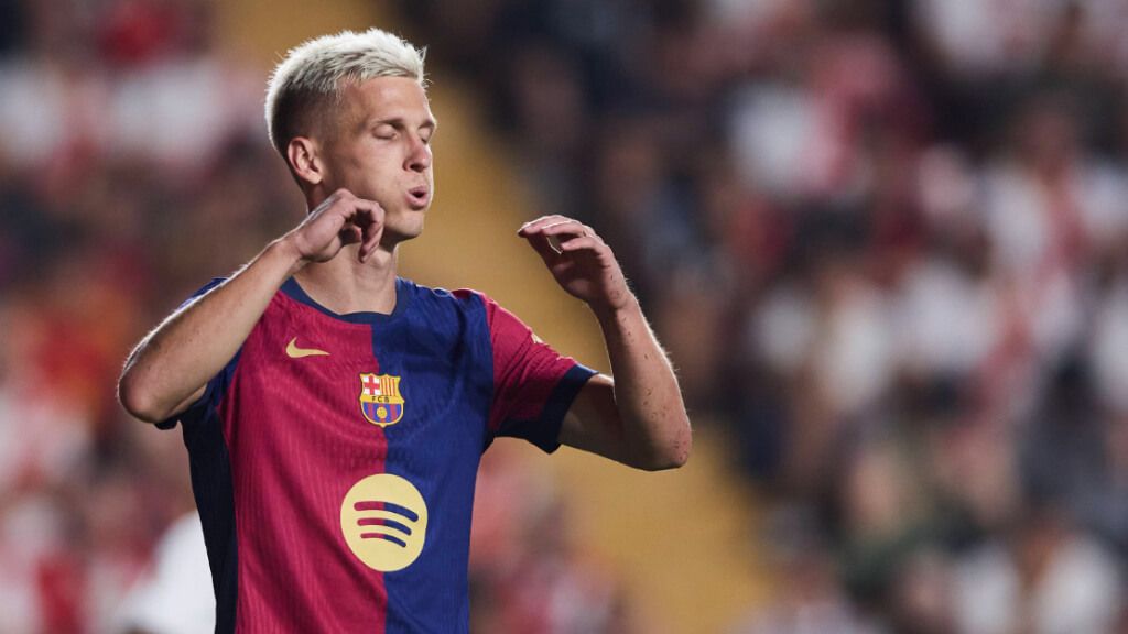  Dani Olmo, en un partido con el FC Barcelona (Cordon Press)