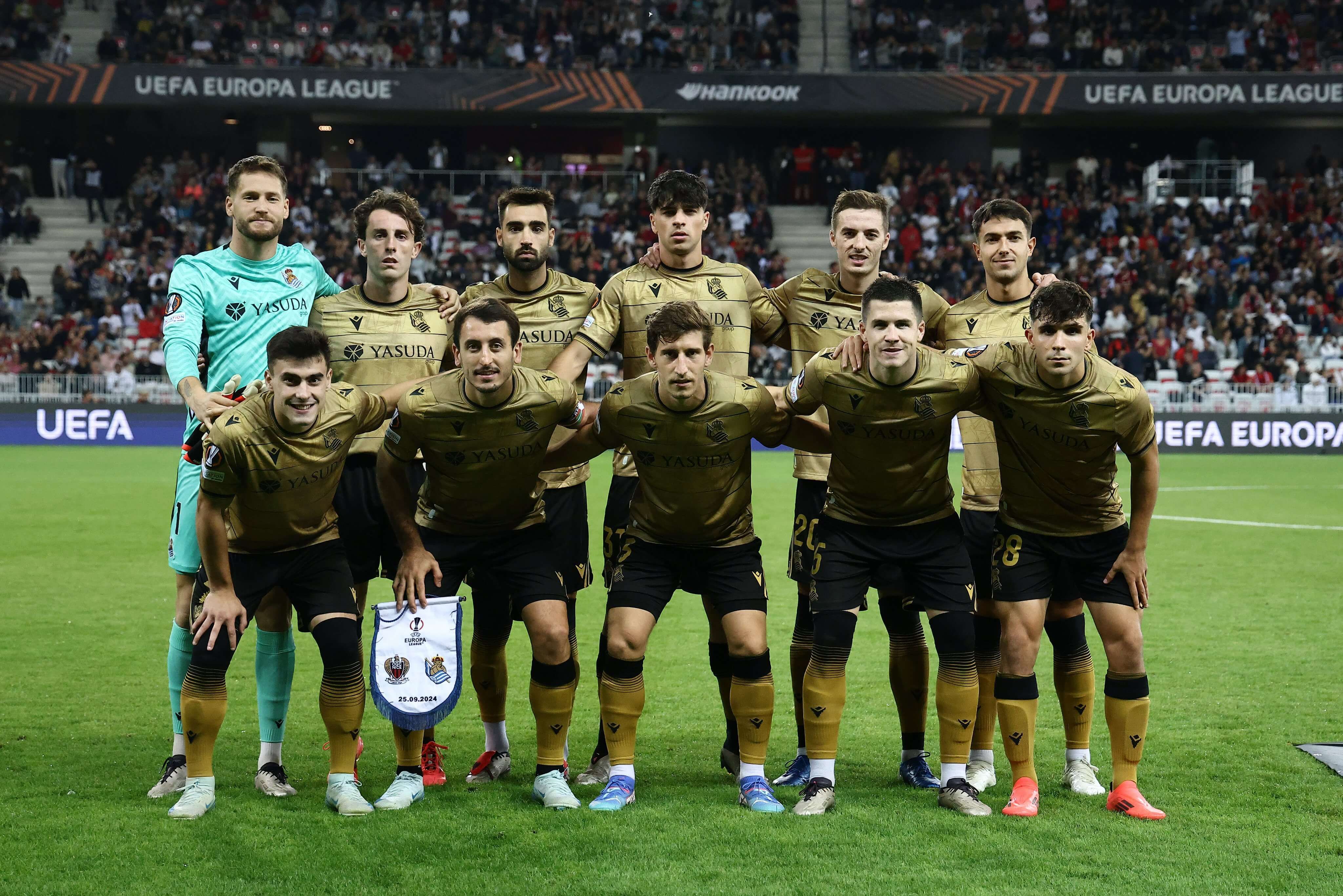  Once de la Real Sociedad ante el Niza en el Allianz Riviera en el partido de la Europa League.