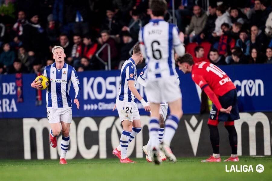  Orri Oskarsson marcó el gol de la Real Sociedad en El Sadar.