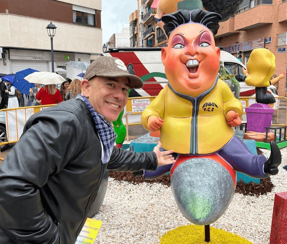 Peter Lim sobre un cohete