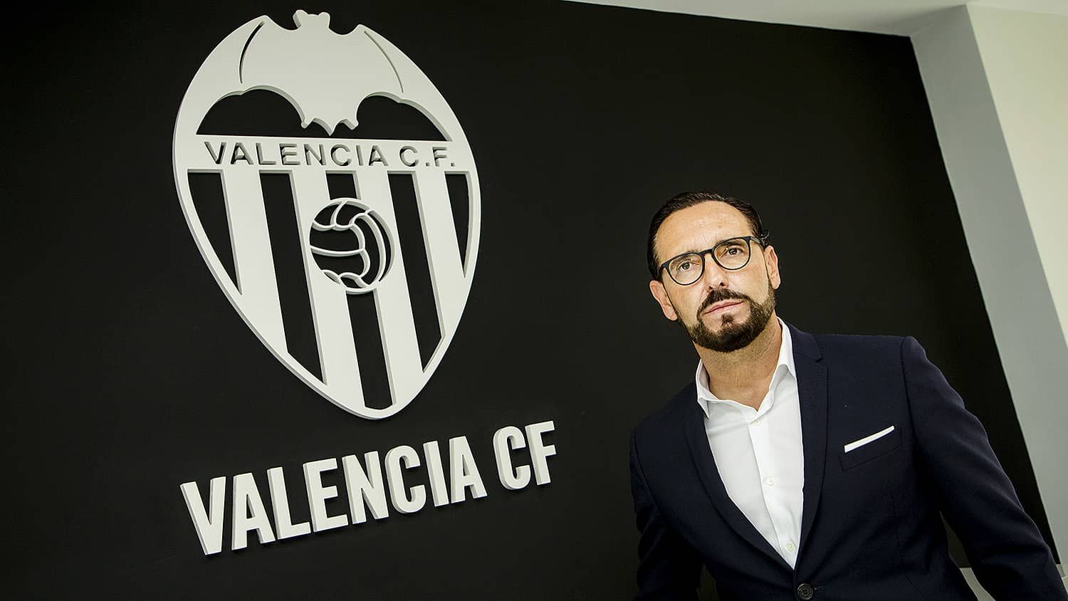  Presentación de Bordalás, ya no viajó a ver a Peter Lim