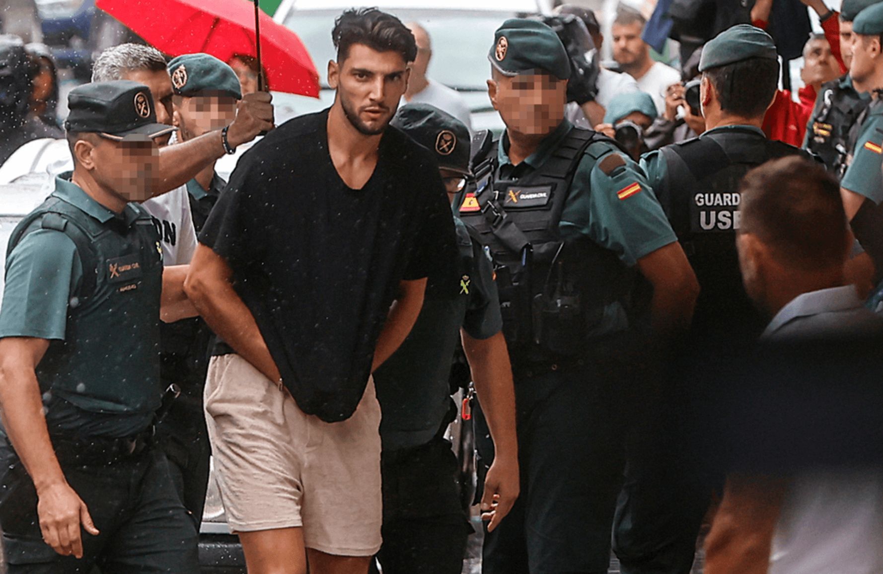  Rafa Mir investigado, llegando al juzgado